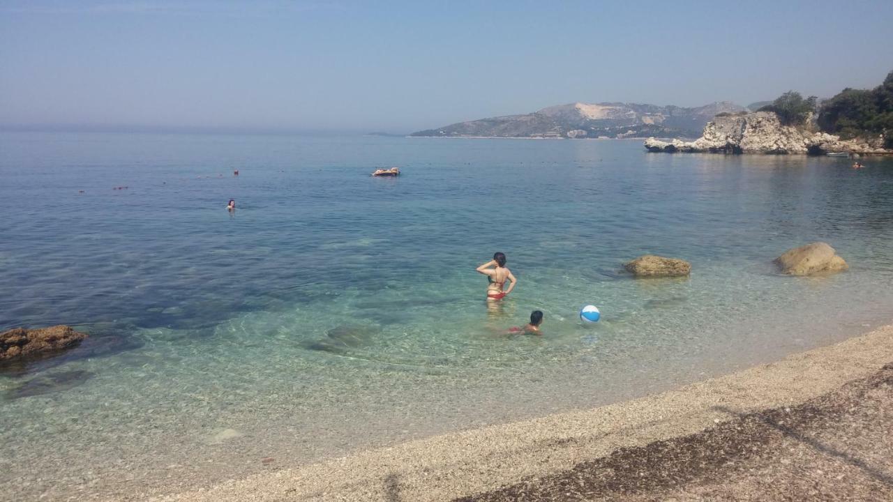 Apartmani Matija Mlini Luaran gambar