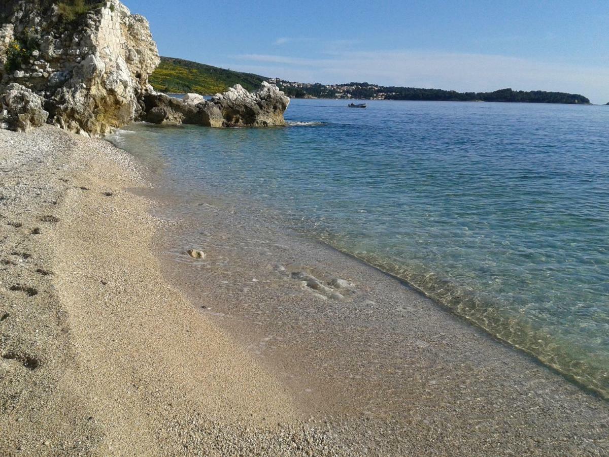 Apartmani Matija Mlini Luaran gambar