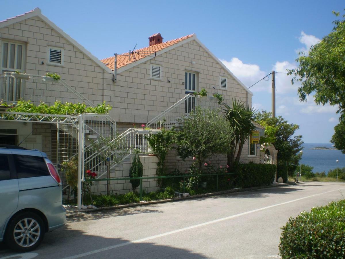 Apartmani Matija Mlini Luaran gambar