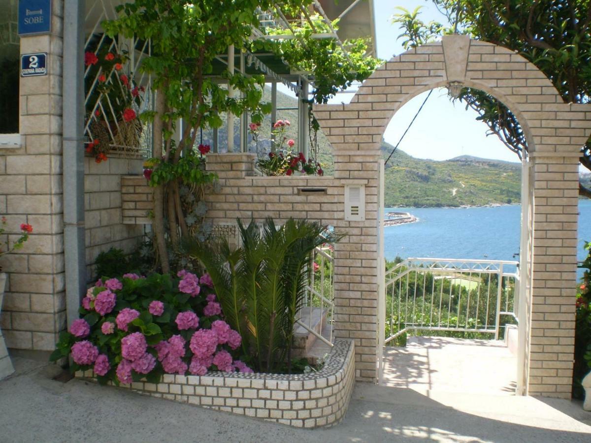 Apartmani Matija Mlini Luaran gambar