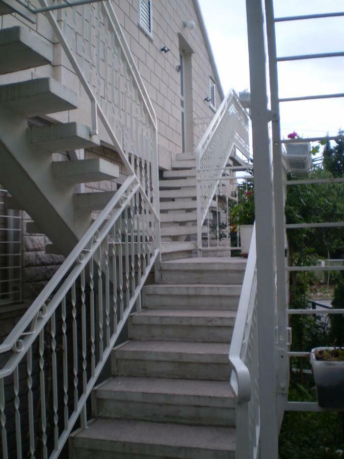 Apartmani Matija Mlini Luaran gambar